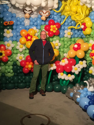 Mr. Balloni.ch, Ballonwand, Raumdeko, Ballonblumen, Dekorationen,Phantasie, Fantasie, Überraschung, Verwandlung