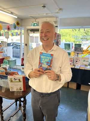 Frank Cottrell Boyce at Next Pages Books in Hitchin (Photo credit: Next Pages Books)