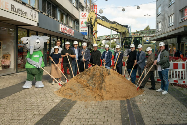Offizieller Spatenstich mit Tuffi am 18.9.2025