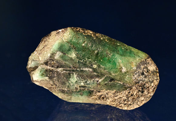 Smaragd; B: 3 cm; Fundort: Brasilien; Sammlung: Ivonne Schüpbach