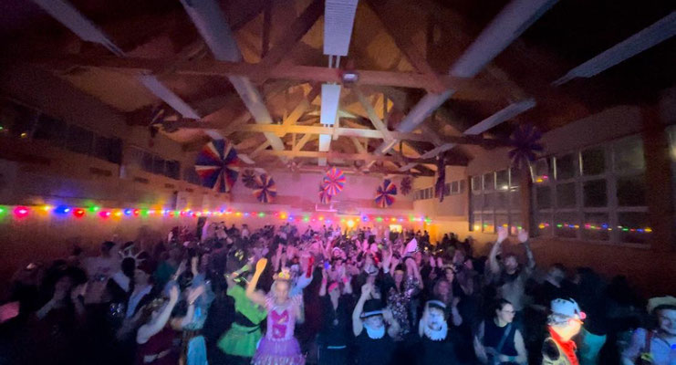 Partyband Stimmungsband für Volksfeste Faschingsball Oktoberfest, Partyband, Stimmungsband , Oktoberfest, Volksfest, Faschingsball, Partyband aus Bayern, Stimmungsband aus Bayern, Partyband aus Niederbayern, Stimmungsband aus Niederbayern 