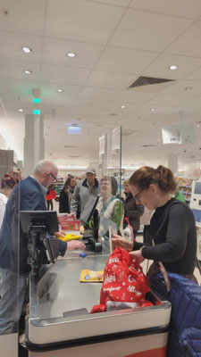 Einkaufen für den Frauenverein