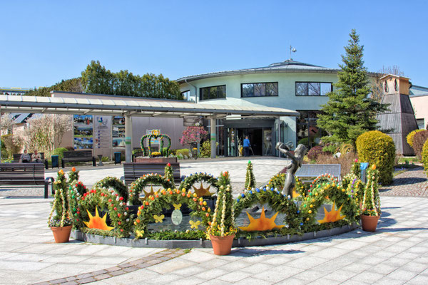 Osterbrunnen Kurpark Bad Schlema 