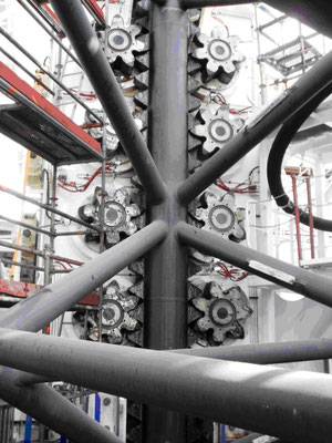 Abb. 8: Antrieb der Hubbeine (Foto Dr. Hochhaus)