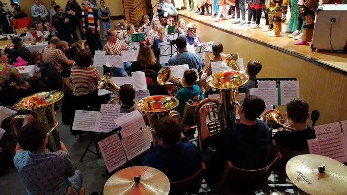 Jugendorchester bei der TuS-Kindersitzung (23.02.2020)