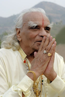 B.K.S. IYENGAR (photo copyright by Jake Clenell)