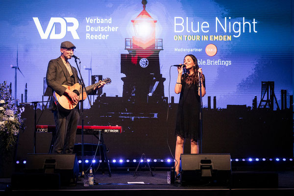 Duo Pine Alley bei einem Branchen-Event