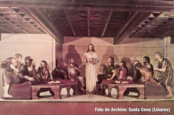 Antiguo lugar donde estaban los titulares debajo del coro de Santa María
