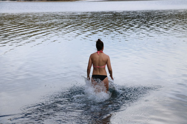 die Mädels gingen schwimmen