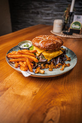 Saisonburger Gasthof Krall