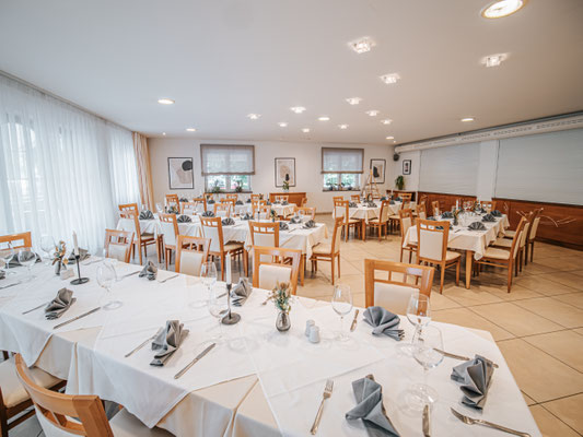 Glassaal bis 60 Personen