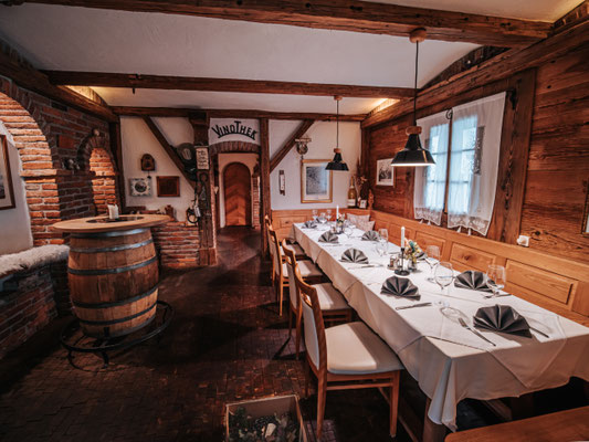 Weinstube, bis 14 Personen