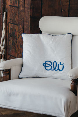 #mountainhideaways Hotel Story: Hotel BLÜ, Bad Hofgastein - Salzburgerland, Boutiquehotel, Bikehotel, Wanderhotel, Skihotel - ideal für alle Abenteuer!, empfehlenswertes BLÜ Restaurant (Fusionsküche thailändische - österreichische Küche) und BLÜ Bar