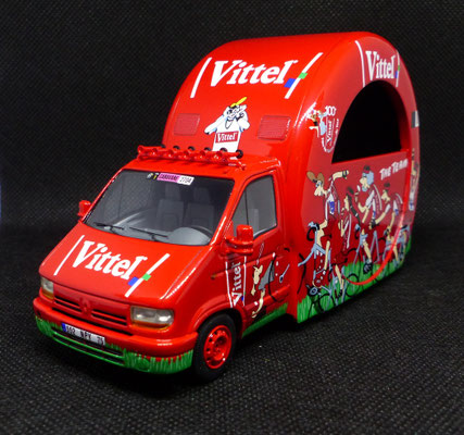 Renault Master VITTEL        Caravane Tour de France 2013