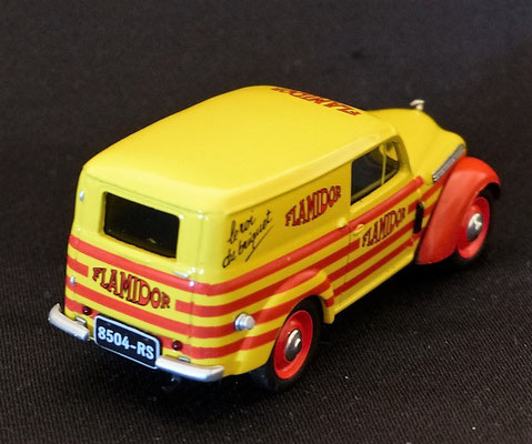  Renault Juvaquatre FLAMIDOR   Tour de France 1949