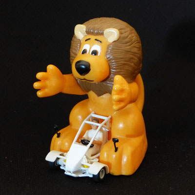 Kart avec Lion géant Crédit Lyonnais     Caravane Tour de France 2002
