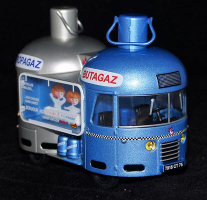 RENAULT 1400 KG  BUTAGAZ - PROPAGAZ  Bi-Bouteille     Caravane Tour de France 1960