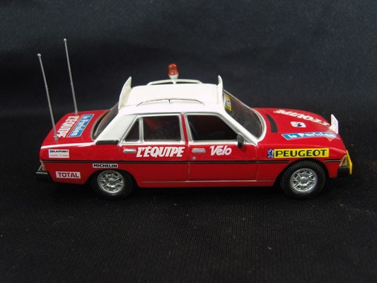 Peugeot 604 Directeur de course                                     Tour de France 1976