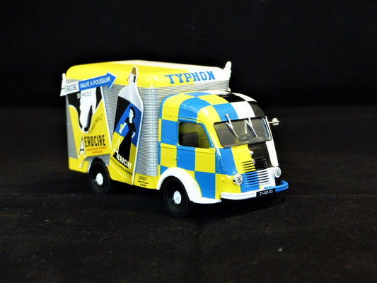 Renault 1400 kgs TYPHON     Caravane Tour de France 1951