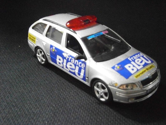 Skoda Octavia Combi France Bleu Sécurité  Tour de France 2005