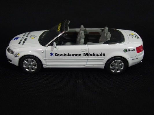 Audi A4 Cabriolet Assistance médicale                            Tour de France 2004