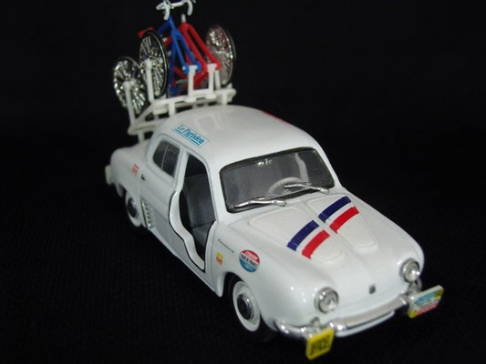 Renault Dauphine Equipe de France                                Tour de France 1959