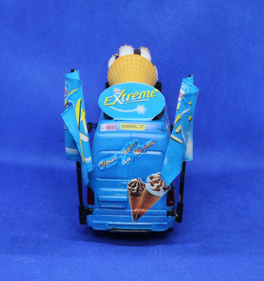 Renault Mascot  GLACES NESTLÉ EXTRÊME  Tour de France 2006