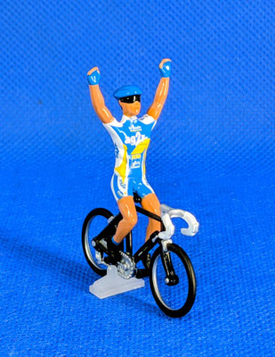 Cycliste Bras Levés -  avec casque  Equipe AG2R  TOUR DE FRANCE 