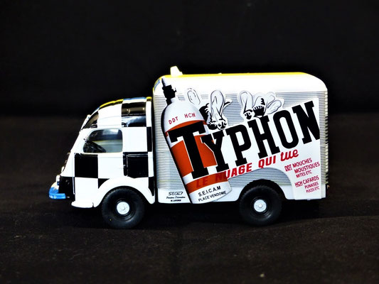 Renault 1400 kgs TYPHON     Caravane Tour de France 1951