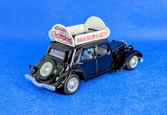Citroën Traction "NOUGAT DES CHAMPIONS Vallon et CASETTI"   Caravane Circuit des 6 Provinces 1952