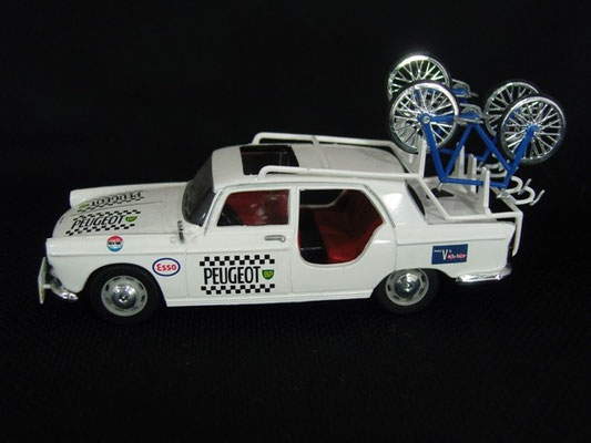 Peugeot 404 Equipe PEUGEOT                                     Tour de France