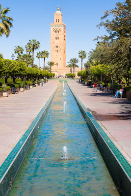 Parc Lalla Hasna mit der Koutoubia Moschee im Hintergrund