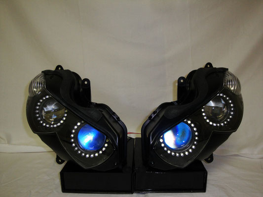 オートバイ - ヘッドライト・LED加工専門ショップGlanz オートバイ - ヘッドライト・LED加工専門ショップGlanz