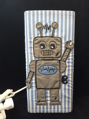 Lampe "Roboter": Baumwolle mit Bestickung - Preis 20,- 