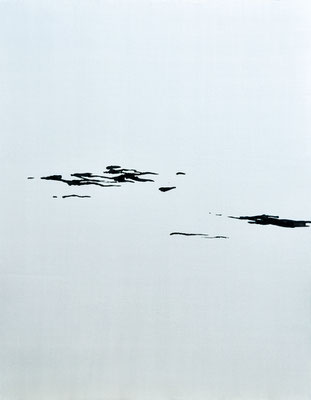 empty #57 / 2021 year /  cloth, mineral pigment, nikawa, Chinese ink / H116.7 × W91 cm 