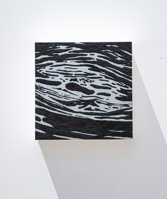 empty #86 / 2024 year / cloth, mineral pigment, nikawa , Chinese ink / H41 × W41 × D11 cm / Private collection