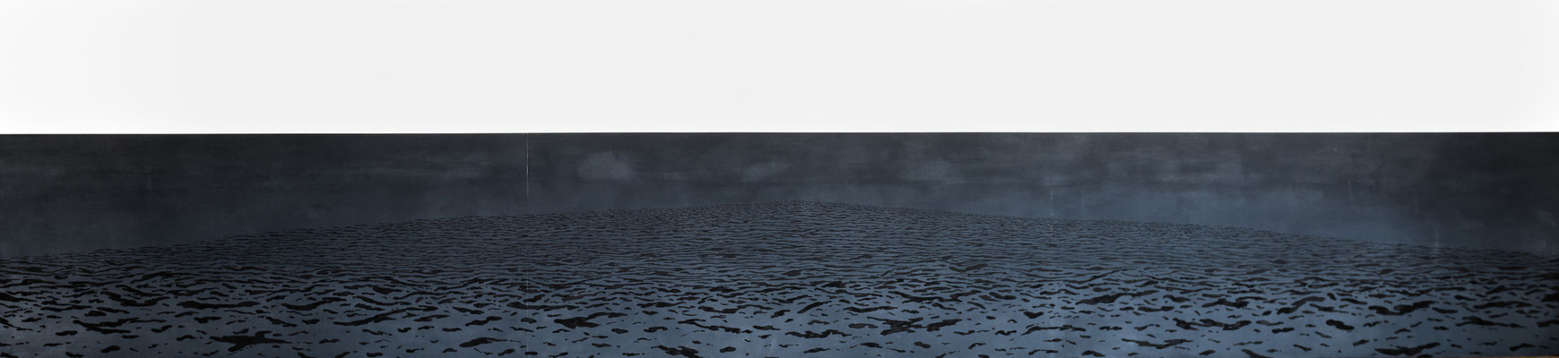 landscape #4 (empty #14) / 2017 year / cloth, pearl pigment, mineral pigment, nikawa / H140 × W600 cm  / Private collection