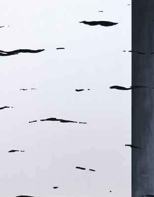empty #52 / 2020 year / cloth, mineral pigment, nikawa / H116.7 × W91 cm 