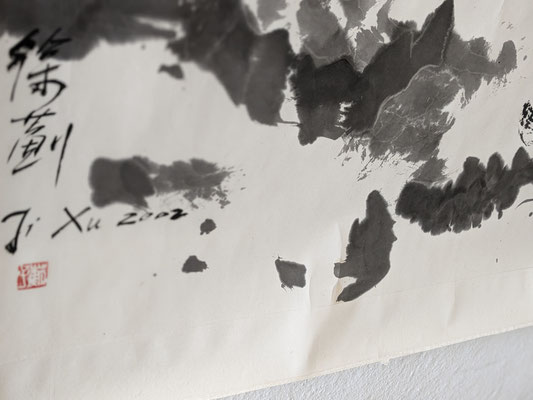FROM THE SERIE "SNOWMOUNTAINS" N° 3 BY JI XU INK ON PAPIER SCROLLING 100X200CM 5000,00€