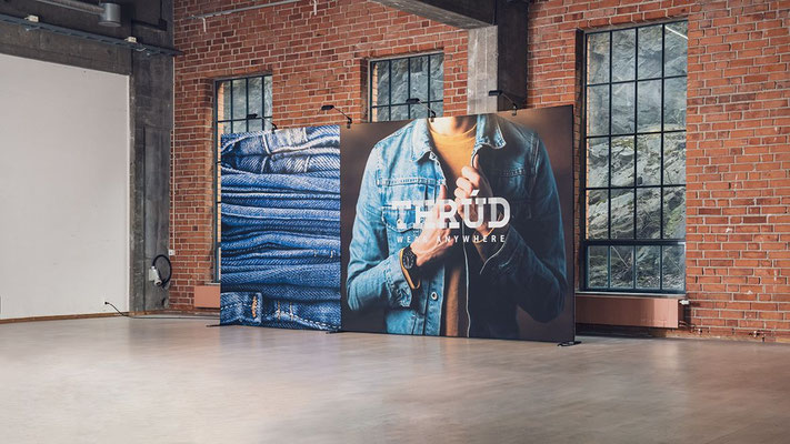 GRAND FABRIC Messestand Wandmodule