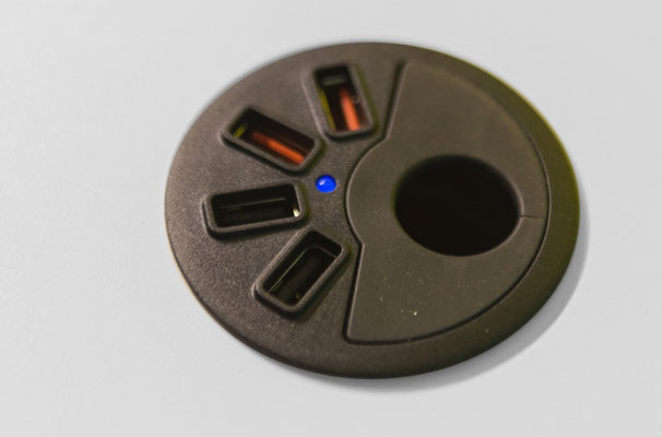 PANORAMIC Thekenmodule inklusive USB-Ladestation