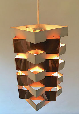 Copper, aluminum lacquered, 1 x E 27 socket.