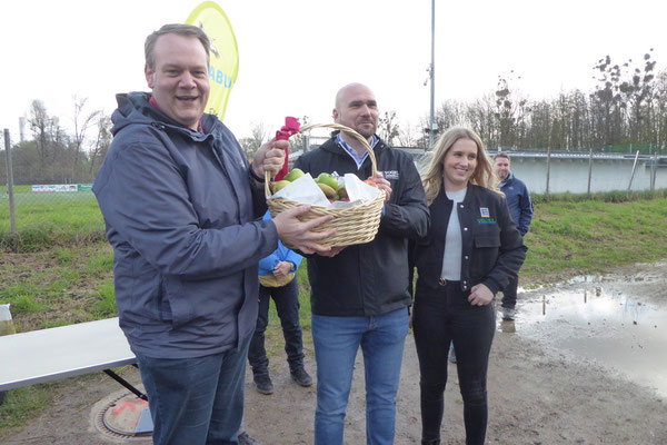 ... ebenso über das der EDEKA-Märkte Vogel (Foto: Ulli Bergrath)