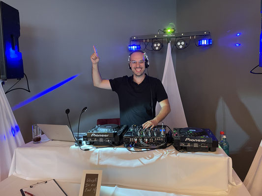 DJ Bertolt Bass auf einer Hochzeit in Bielefeld