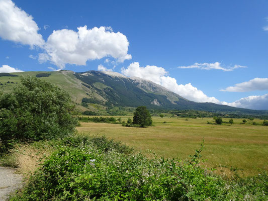 Blick auf das Majella-Massiv mit Monte Amaro (Majella Nationalpark)