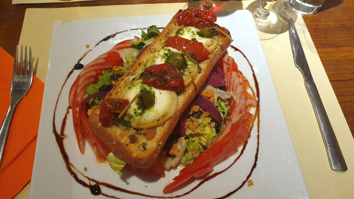 Salade chèvre chaud