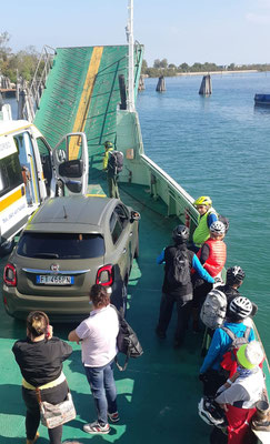 Fähre von Lido di Venezia nach Pellestrina