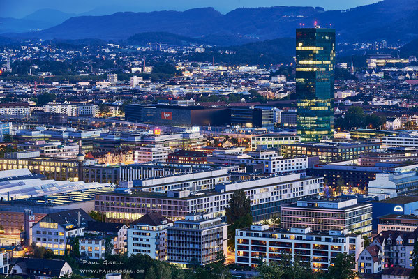 Züri-West zur blauen Stunde - Blue hour in Zurich - #2456