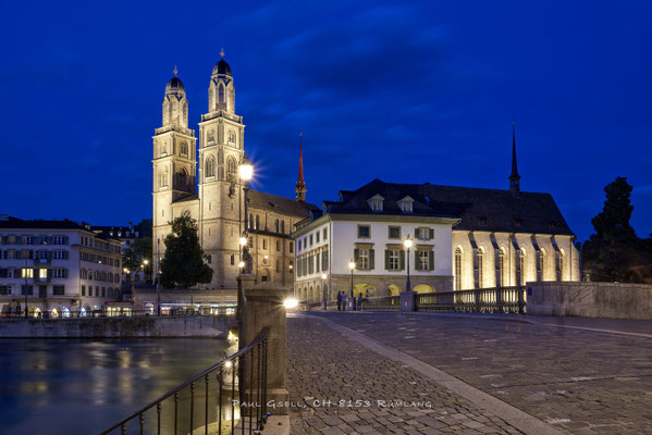 Zürich bei Nacht - Münsterbrücke, Grossmünster - #4899