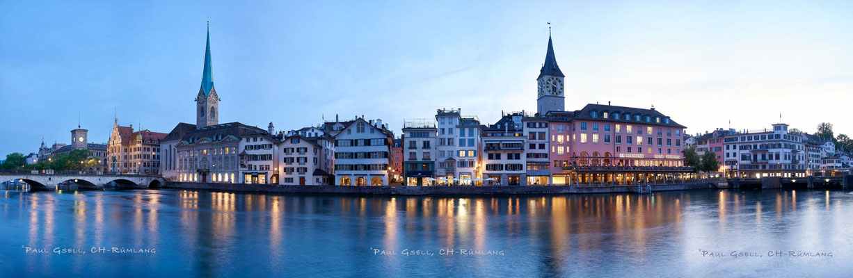 Zürich - Altstadt Wühre mit Kirchen Fraumünster und St. Peter